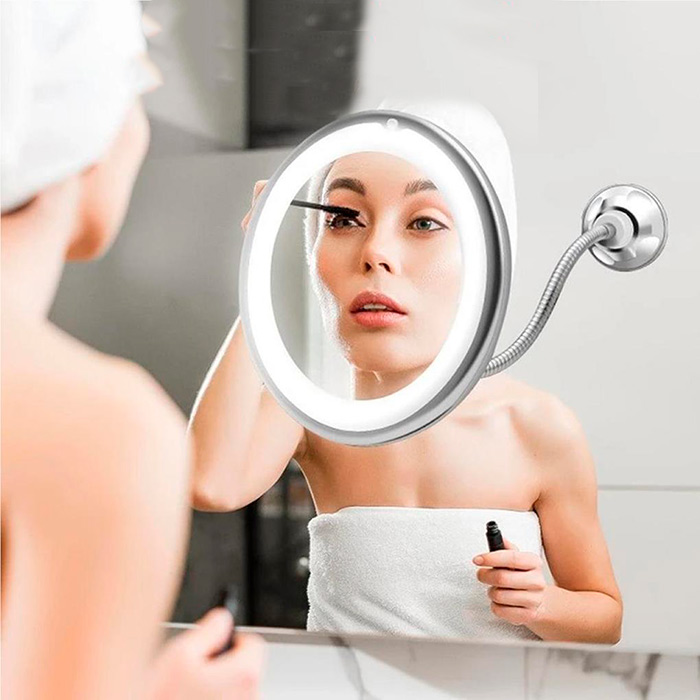 BeautyMirror, uno specchio con ingrandimento, potente luce LED e un supporto flessibile - Image 10