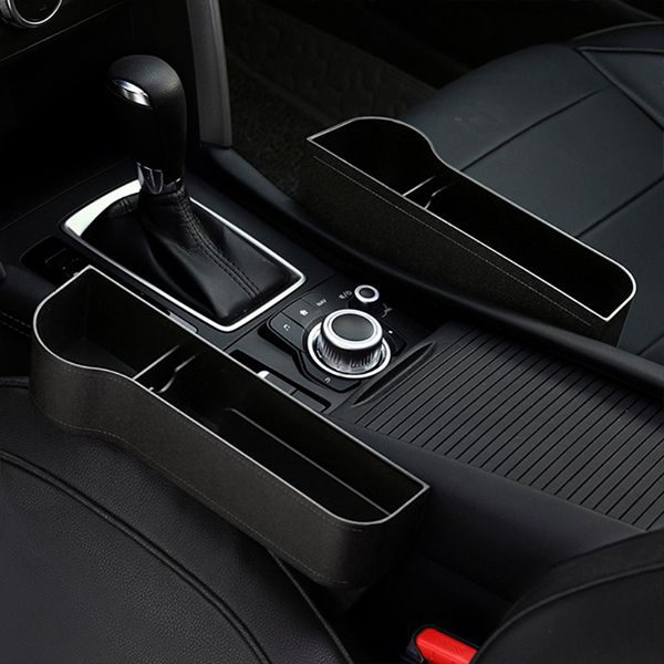 Ottima organizzazione in auto: riponi il telefono, l'acqua o il portafoglio nel supporto!