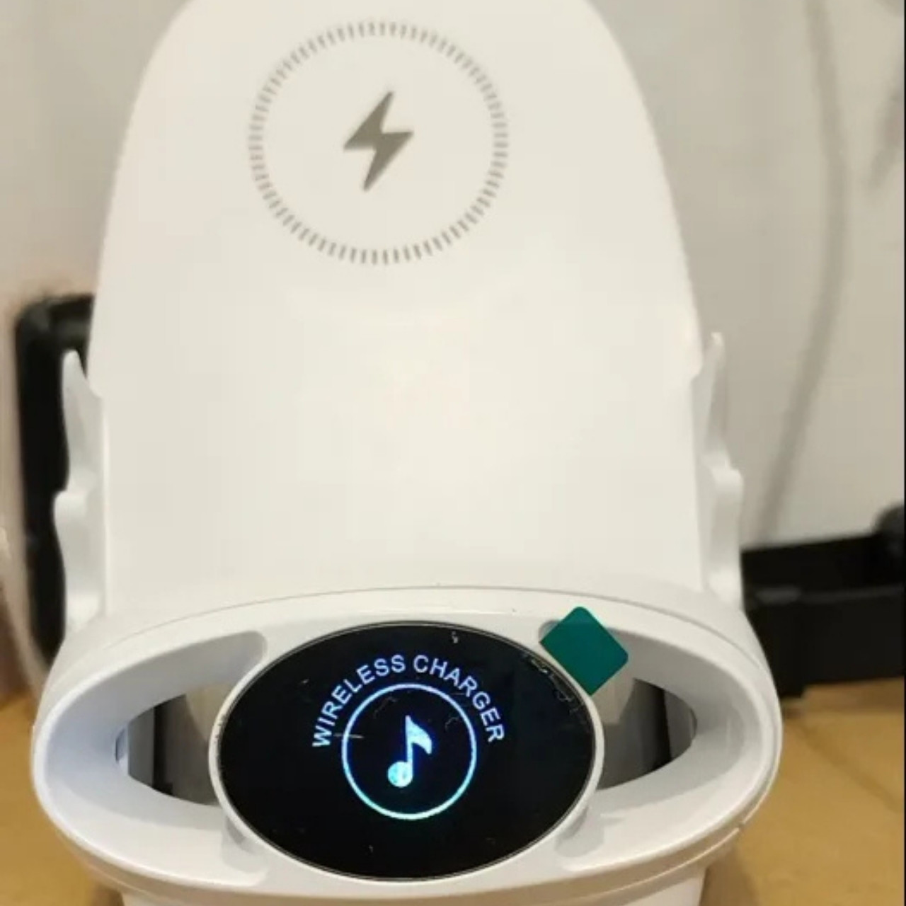 E-WirelessCharger
