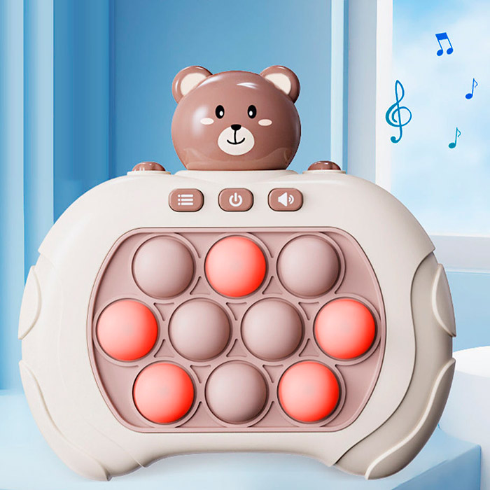 Il giocattolo interattivo FastFingers ha molteplici modalità di gioco con cui il bambino sviluppa reazioni rapide, memoria, velocità e competizione tra 2 giocatori!