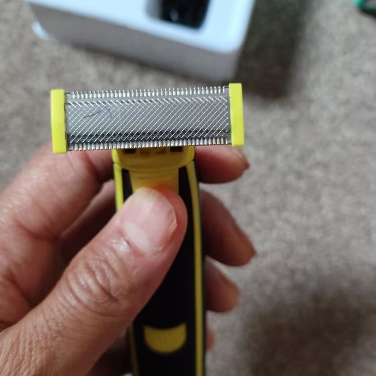 FullBodyShaver, rasoio elettrico per barba e corpo - Image 8