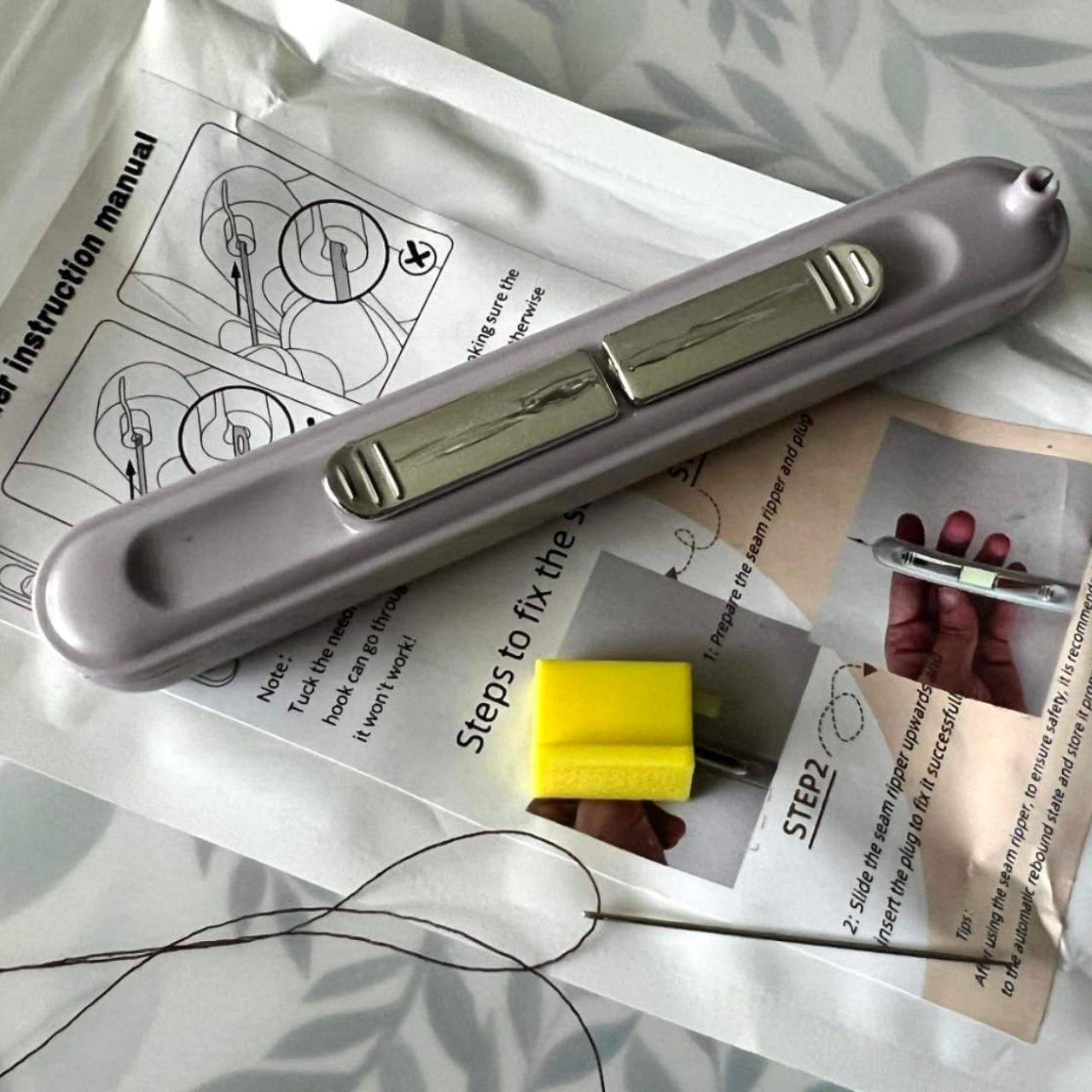NeedleTool, strumento per l'inserimento del filo e la stiratura - Image 8