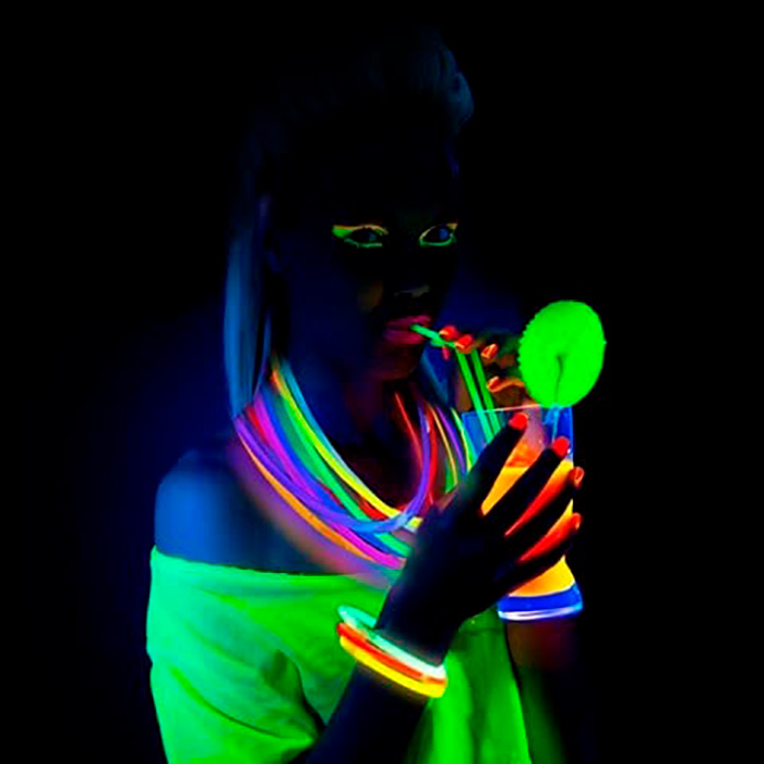 NeonGlowSticks, unset di bastoncini al neon e altri divertenti accessori - Image 5