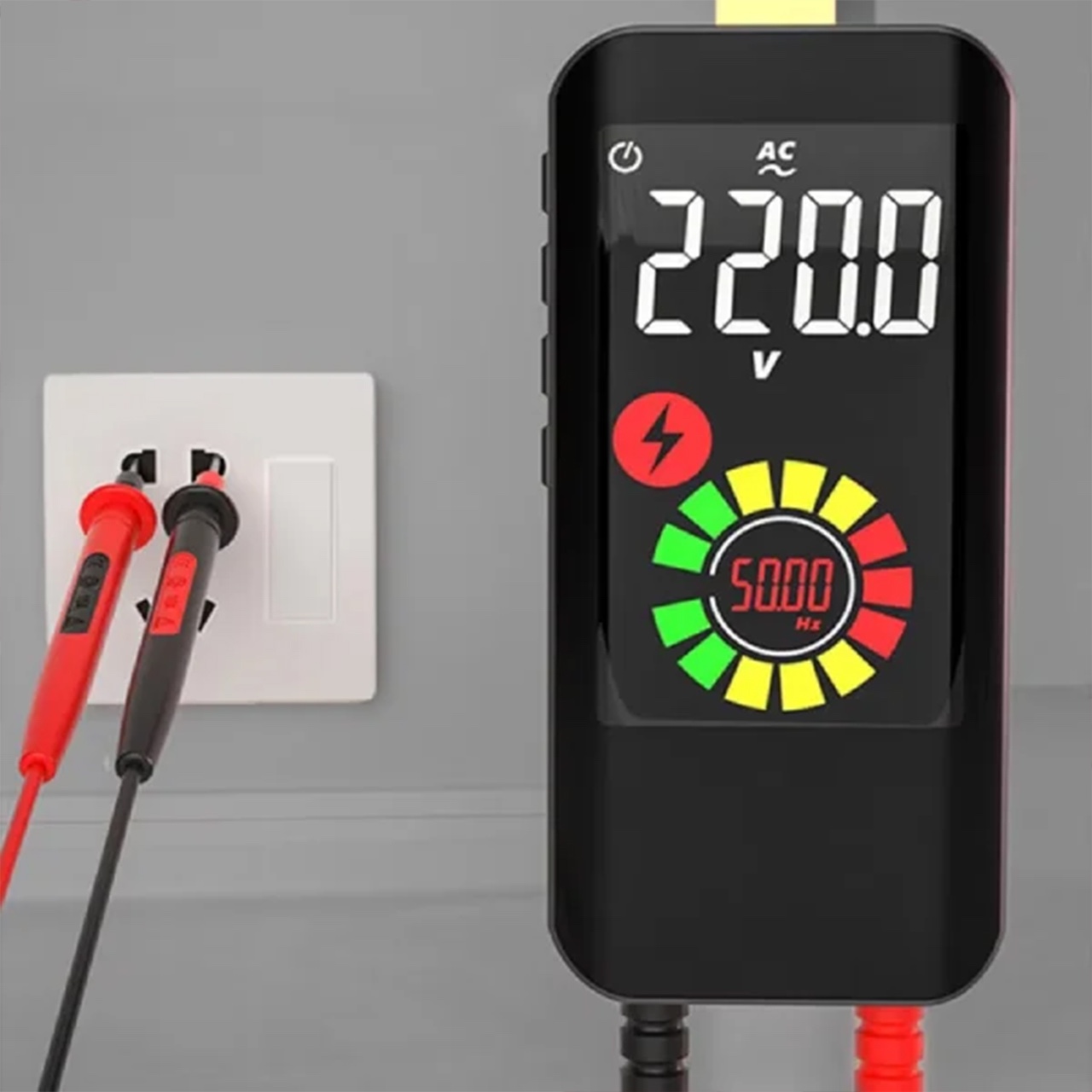 Un tester affidabile che ti consente di controllare facilmente la tensione elettrica.