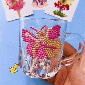 SparkleStickers, un kit creativo per applicare diamanti colorati sugli adesivi - video