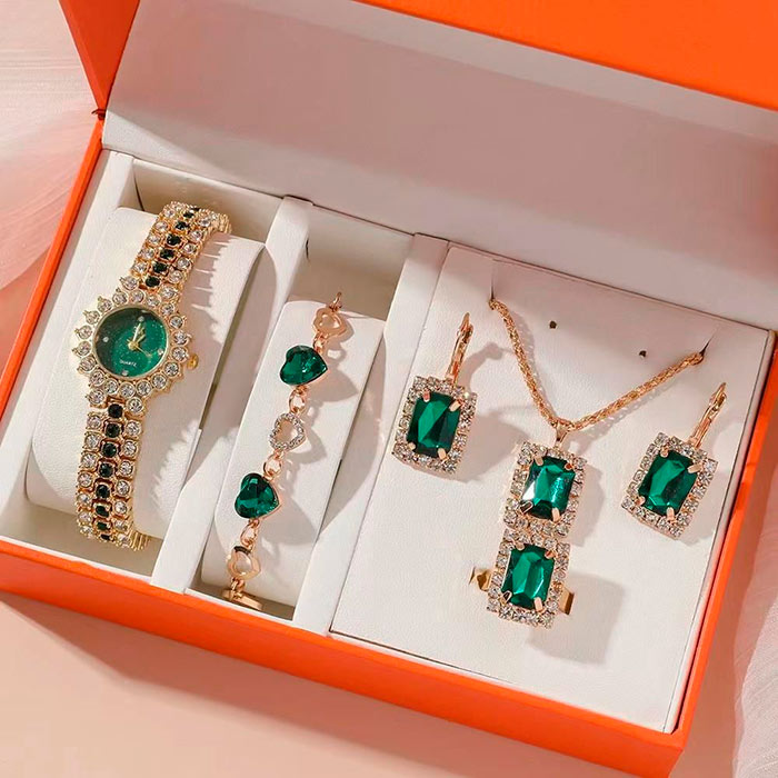 TimelessJewlery, gioielli eleganti per donne - Image 3