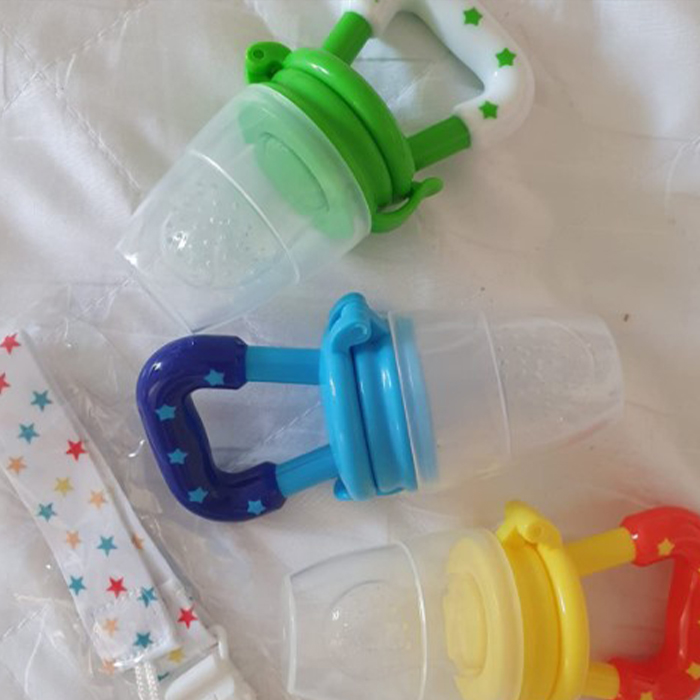 Yummi, un ciuccio innovativo per abituarsi a cibi densi e imparare i gusti (2 pz.) - Image 5